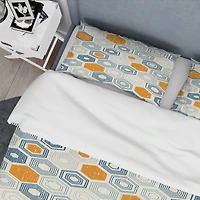 Designart 'Retro Hexagon Pattern IX' Mid-Century Duvet Cover Set