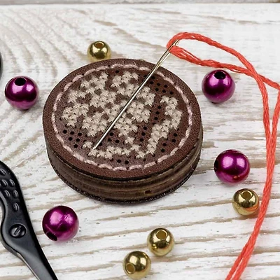 Wonderland Crafts Garden Flower Magnetic Needle Holder Embroidery Kit, 2ct.