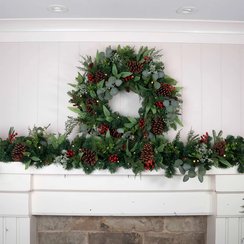 Village Lighting 30" Christmas Woods Lighted Berry Wreath