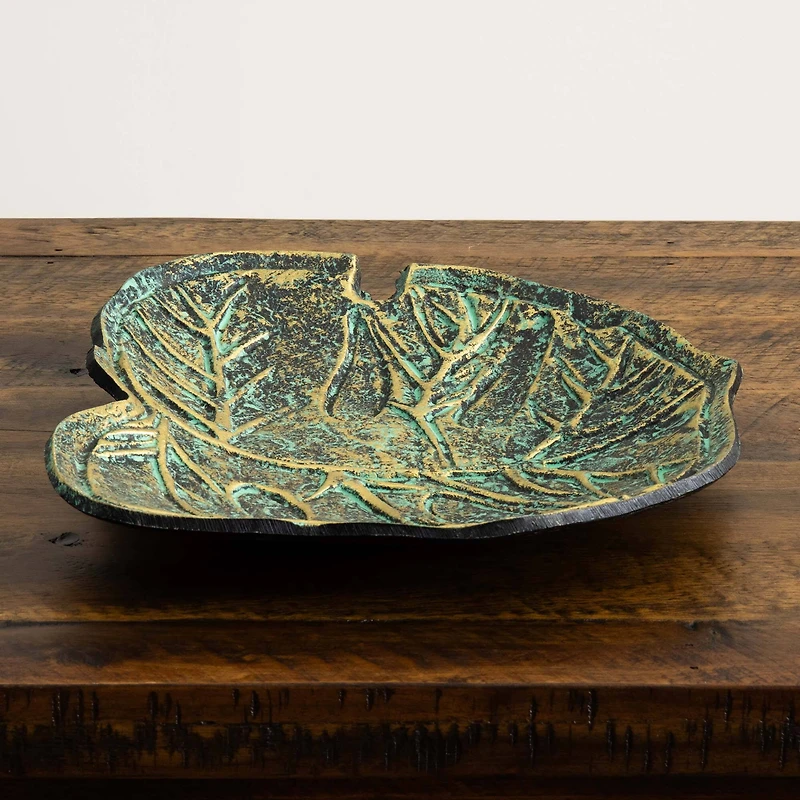 10" Green Leaf Shaped Decorative Accent Tray