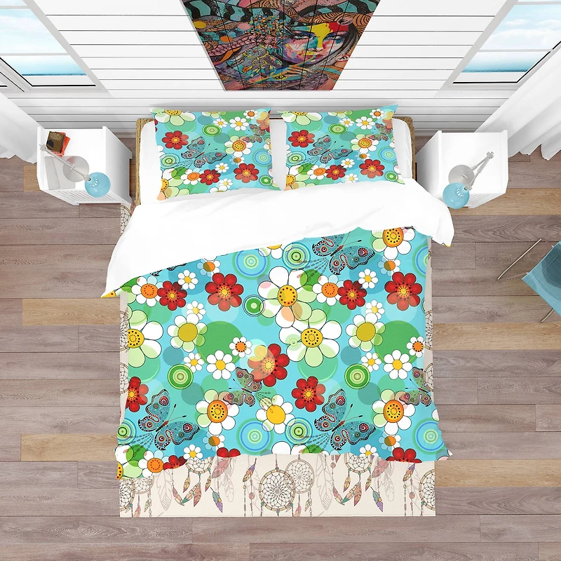 Designart 'Vivid Blue Floral Pattern' Bohemian & Eclectic Bedding Set