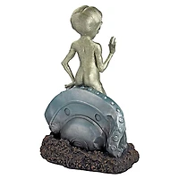 Design Toscano Roswell, the Alien Sculpture