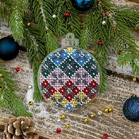 Wonderland Crafts Fair Isle Plaid Ball Ornament Bead Embroidery on Plastic Kit