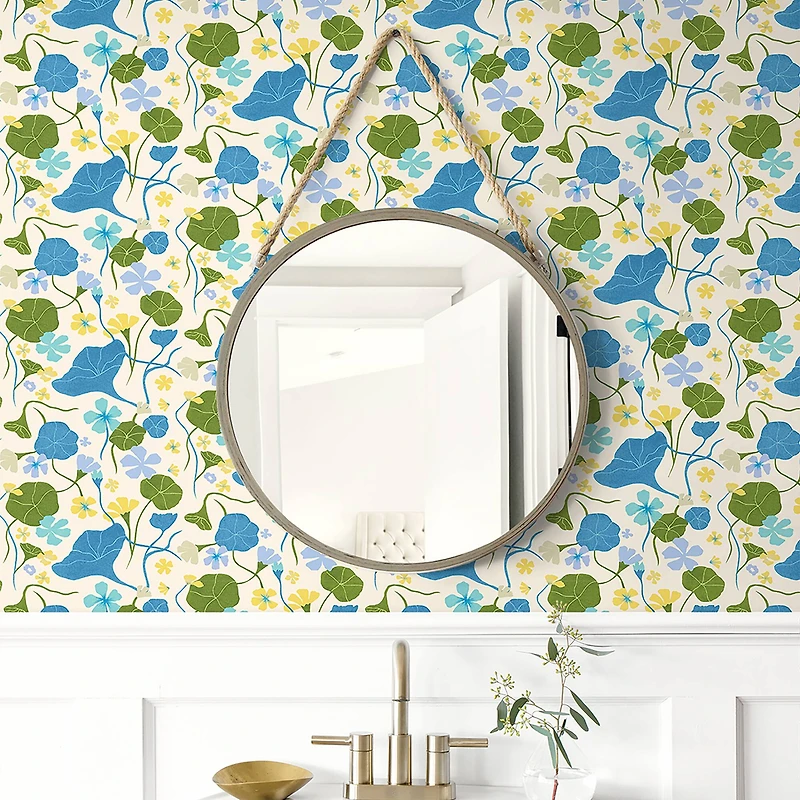 Elana Gabrielle Nasturtiums Floral Peel & Stick Wallpaper