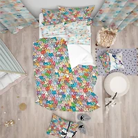 Designart 'Funny Cats Heads Pattern