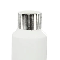 CosmoLiving by Cosmopolitan White Ceramic Modern Vase