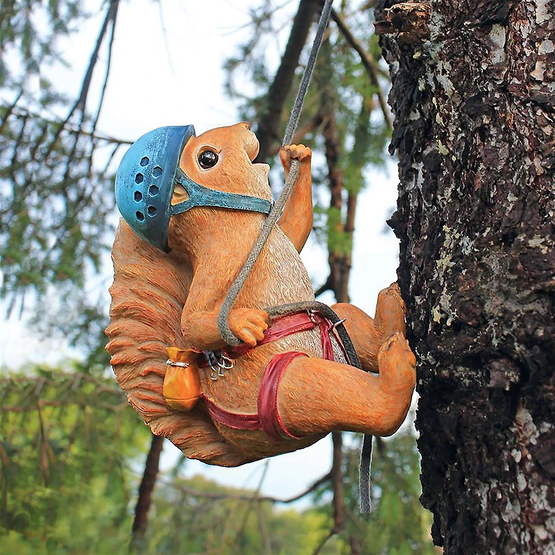 Design Toscano 8" Skyler the Climbing Squirrel Statue