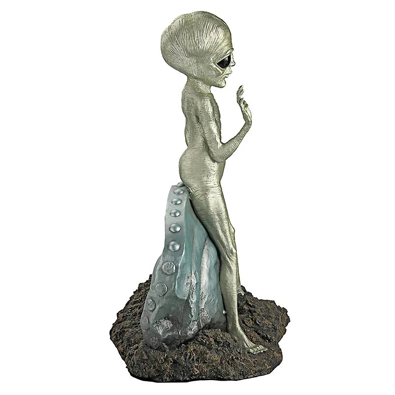 Design Toscano Roswell, the Alien Sculpture