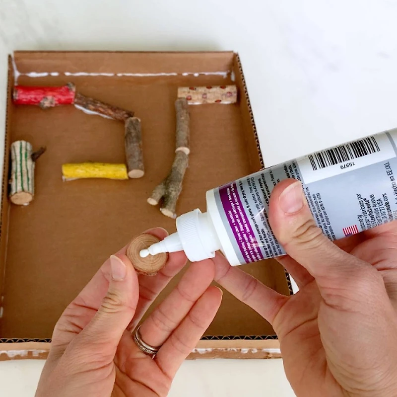 Aleene's® Quick Dry Tacky Glue™