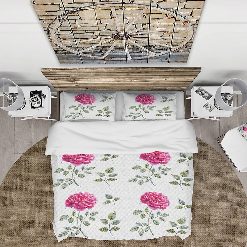 Designart 'Beautiful Red Rose' Cabin & Lodge Bedding Set