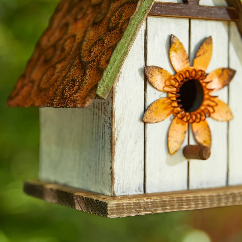 Glitzhome® 8.25" Distressed Metal Roof & Flower Wood Birdhouse