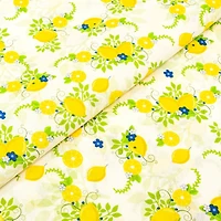 SINGER Small Lemons on White Cotton Fabric