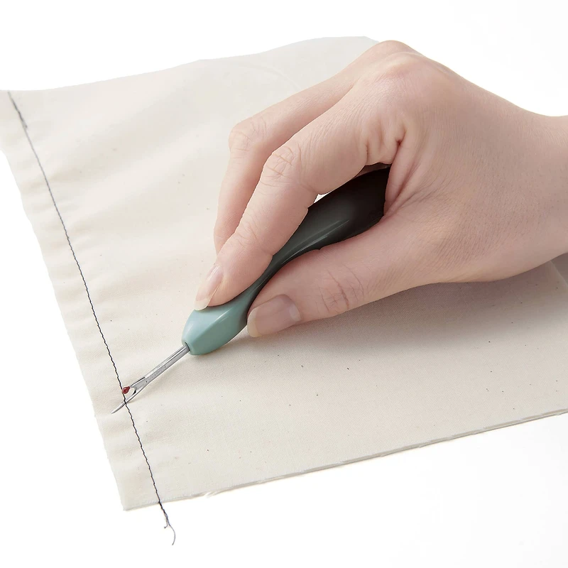 Clover Grip Fit Seam Ripper