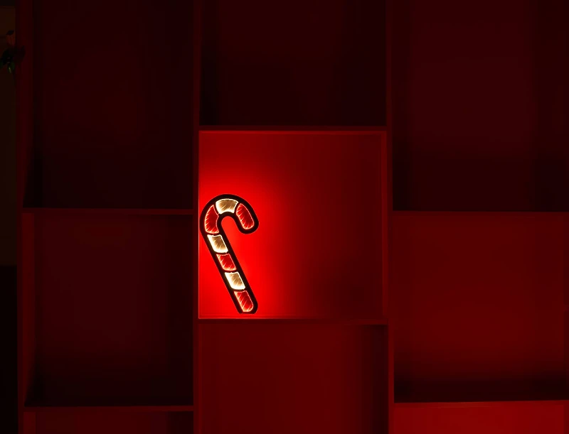 16" Holiday Candy Cane Ekko Light Display