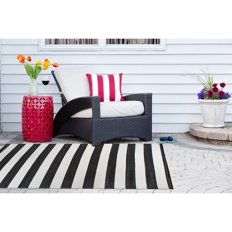 DII® Black & White Stripe Outdoor Rug, 4ft. x 6ft.