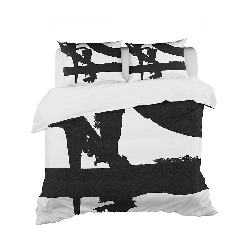 Designart 'Black & White Crossing Paths I' Geometric Bedding Set