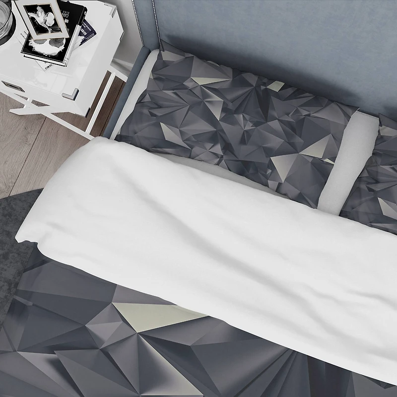 Designart 'Geometric Triangular Shades of Black' Modern & Contemporary Bedding Set - Duvet Cover & Shams