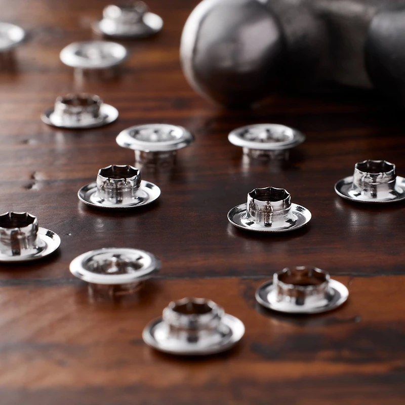 1/4" Eyelets by Loops & Threads™