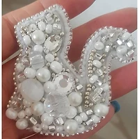 Crystal Art Beadwork Kit For Creating Brooch Cat