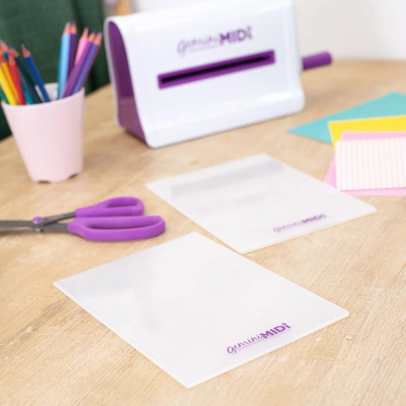 Gemini™ Midi Plastic Folders, 2ct.