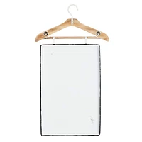 White Iron Farmhouse Wall Décor