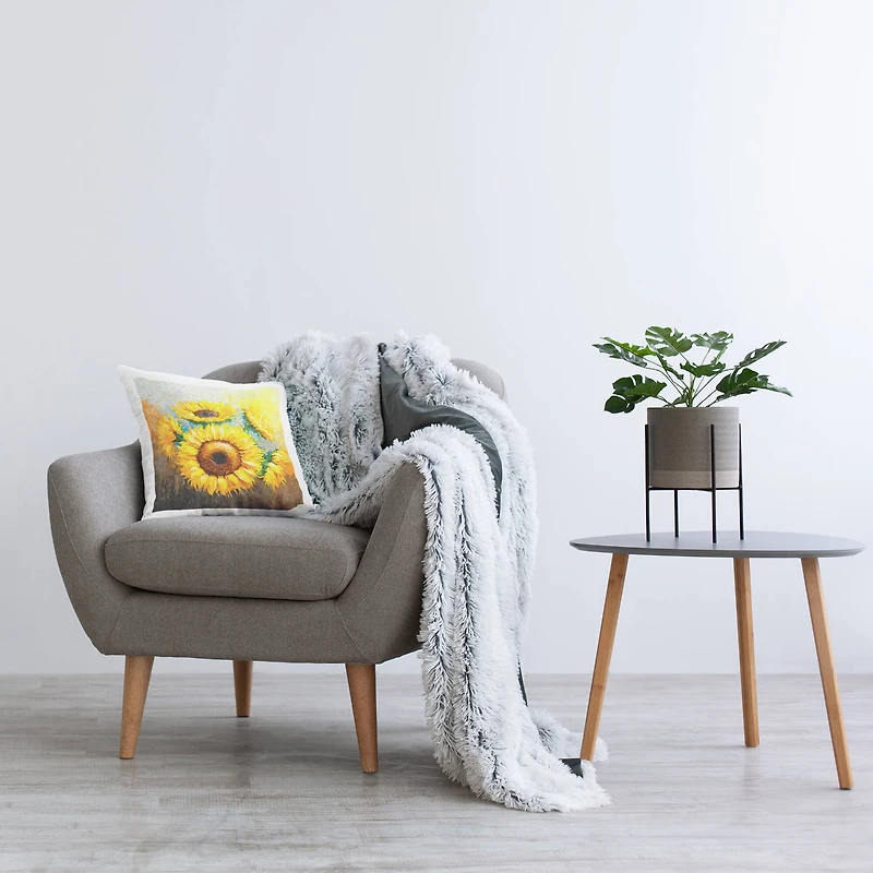 Stupell Industries Vivid Yellow Sunflower Arrangement Decorative Printed Throw Pillow