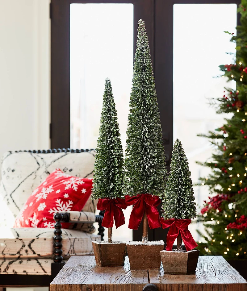 20.75", 31", & 39" Unlit Artificial Potted Christmas Tree Set