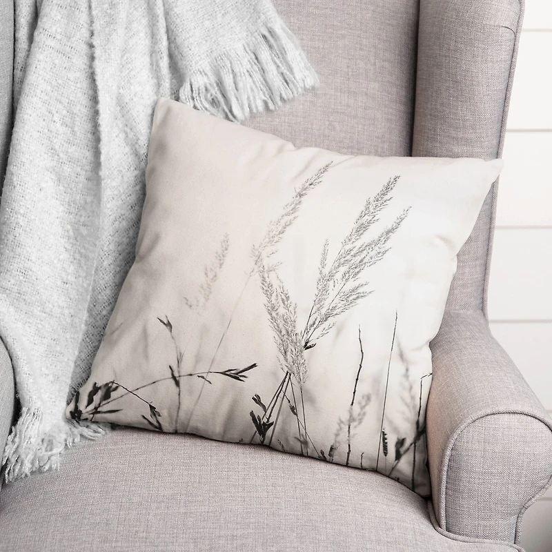 Bw Field Grasses 18" x 18" Indoor/Outdoor Pillow