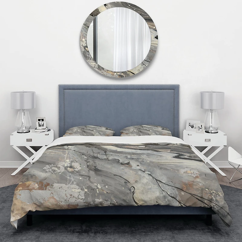 Designart 'Fire and Ice Minerals V' Geometric Bedding Set