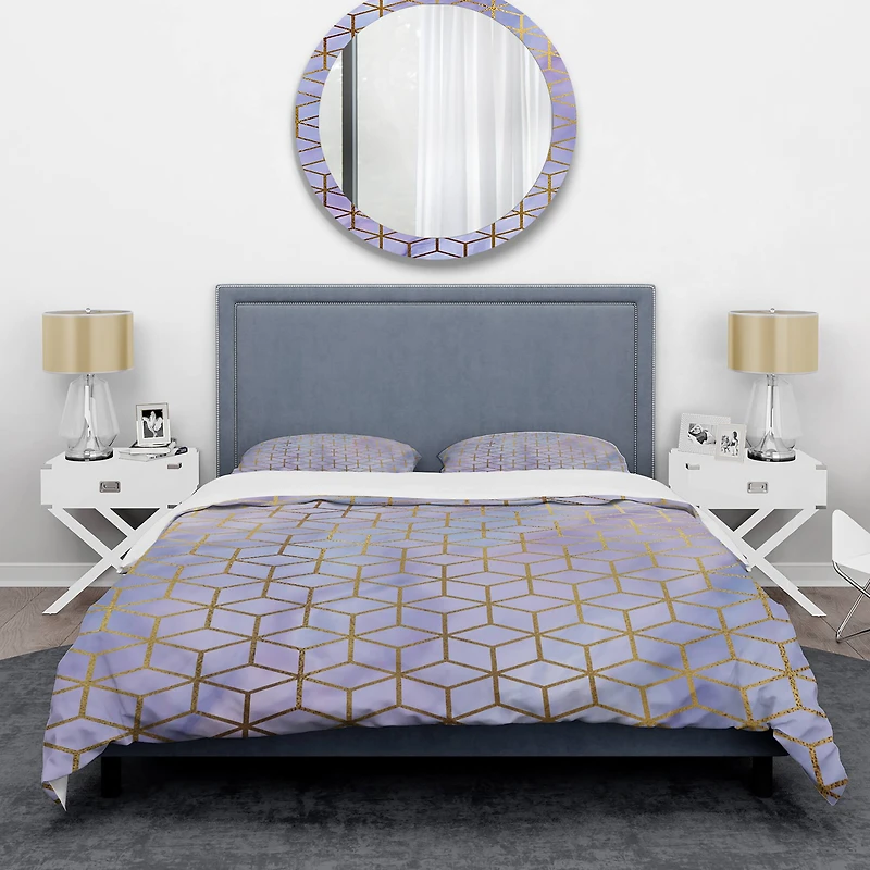 Designart 'Geometric Cubes in Gold and Purple' Modern & Contemporary Bedding Set