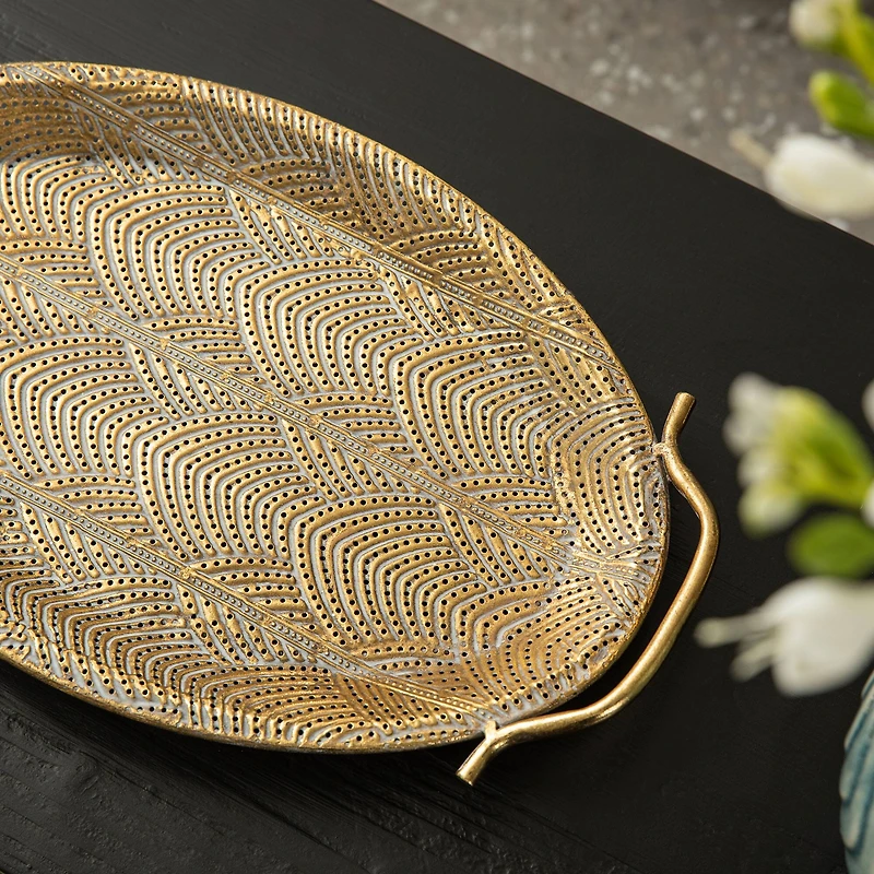 Glitzhome® Gold Oval Metal Decorative Trays Set