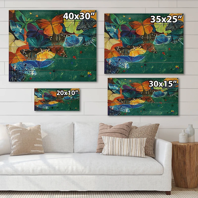 Designart - Colour Butterflies On A Gree