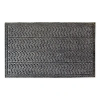 DII® Dark Gray Chevron Floormat