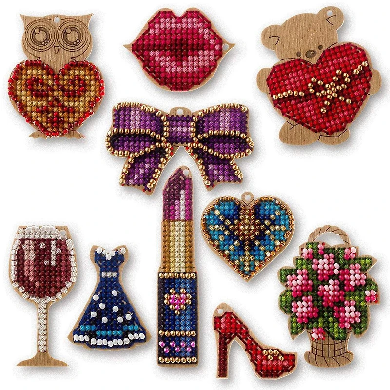 Wonderland Crafts Novelty Embroidery Blanks Set