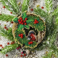 Wonderland Crafts Holly Wreath Ornament Bead Embroidery on Wood Kit