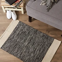 DII® Variegated Border Hand-Loomed Rug