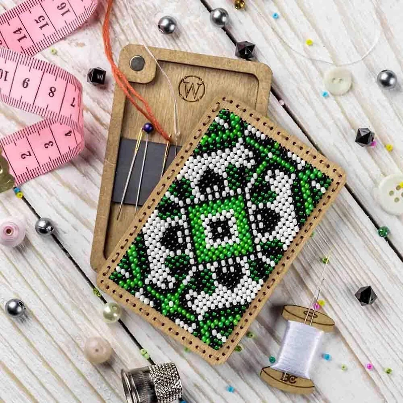 Wonderland Crafts Green & White Bead Embroidery Needle Box Kit