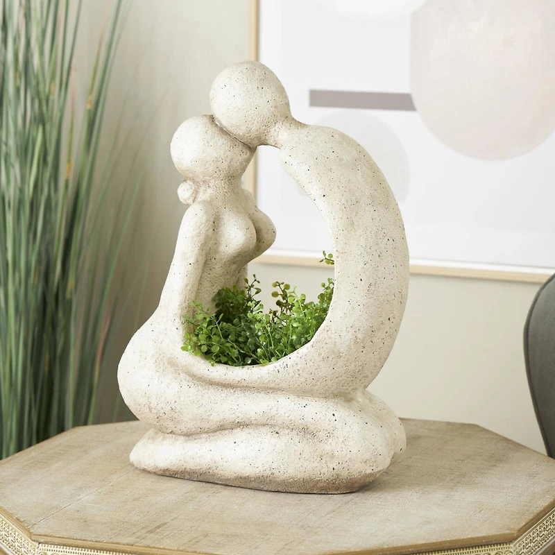 20" Cream Kissing Figures Planter