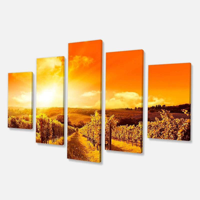 Designart - Scenic Sunset Road in Italy