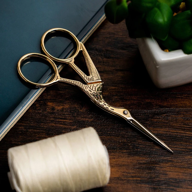 SINGER® 4.5" Gold Forged Stork Embroidery Scissors