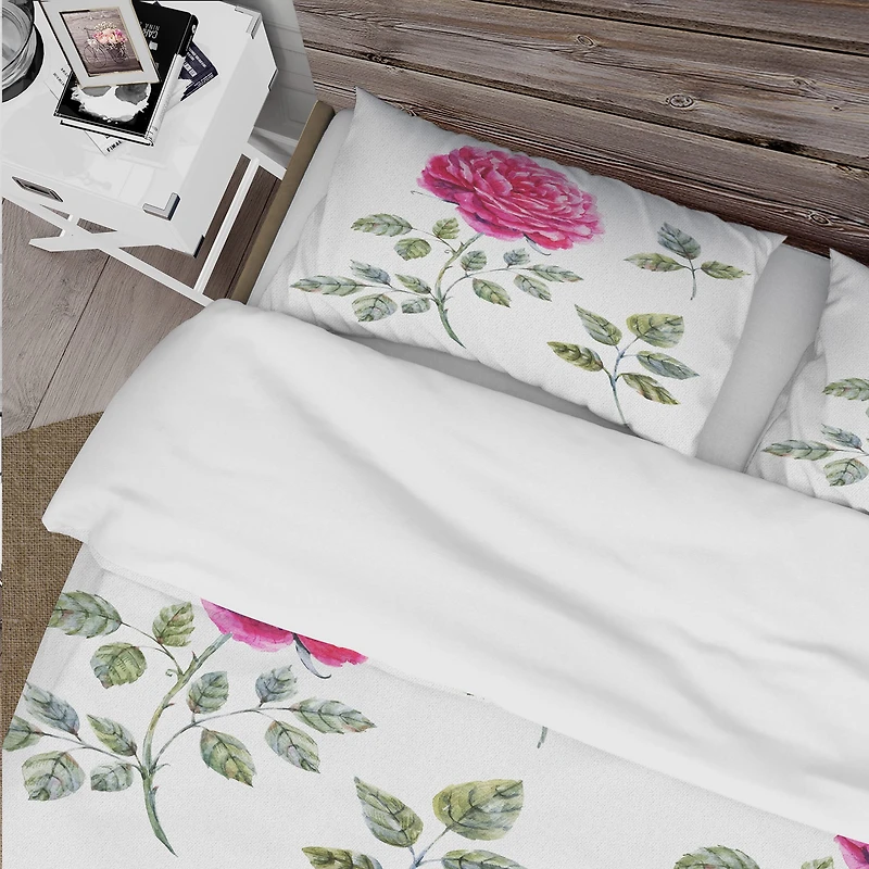 Designart 'Beautiful Red Rose' Cabin & Lodge Bedding Set