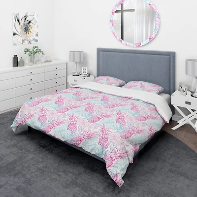Designart 'Colorful Pattern with Tropical Flowers & Pineapples' Modern & Contemporary Bedding Set - Duvet Cover & Shams