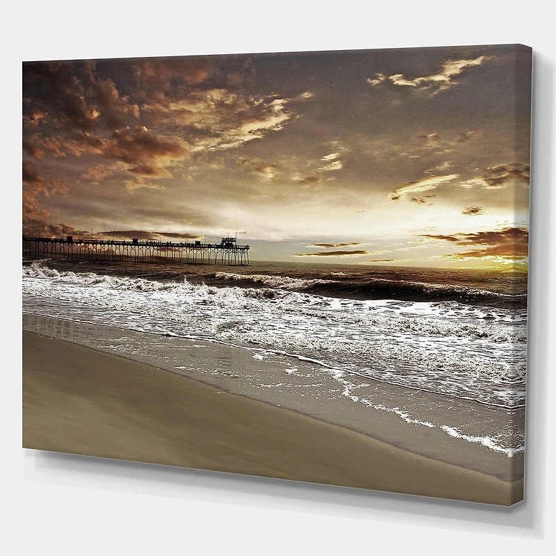 Designart - Meet the Sunrise at Hollant beach