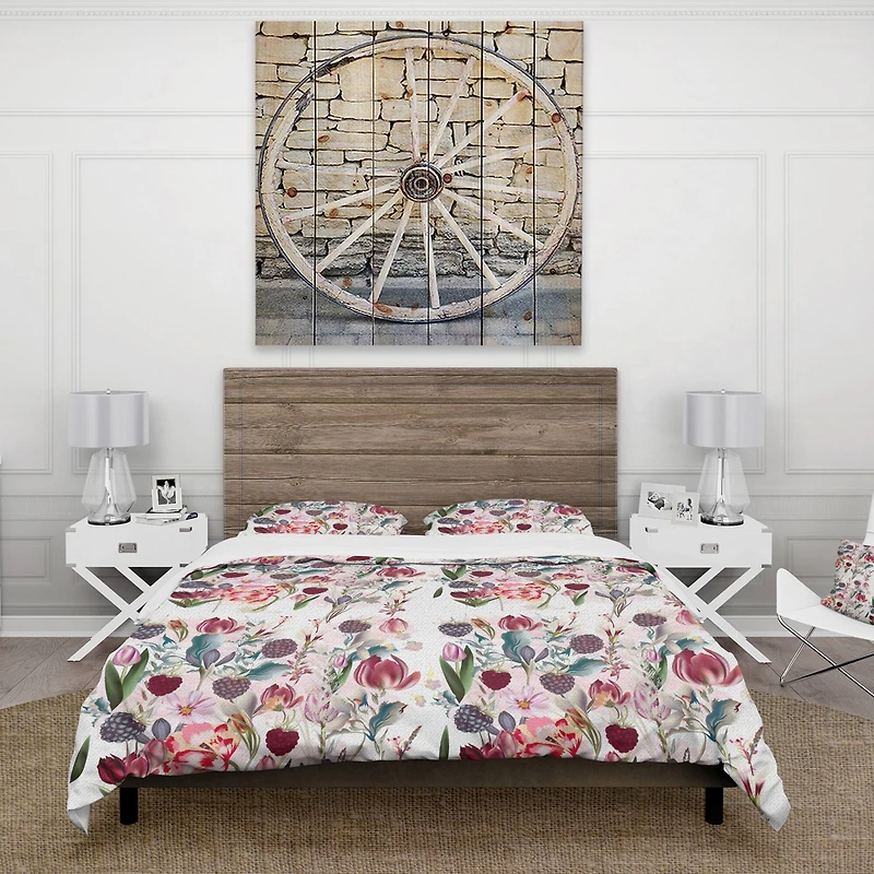 Designart 'Beautiful Floral Pattern with Spring Flowers' Cabin & Lodge Bedding Set