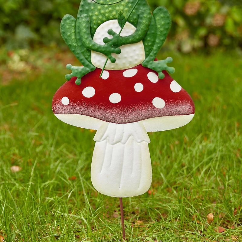 Glitzhome® 30" Metal Stacked Mushroom & Frog Yard Stake