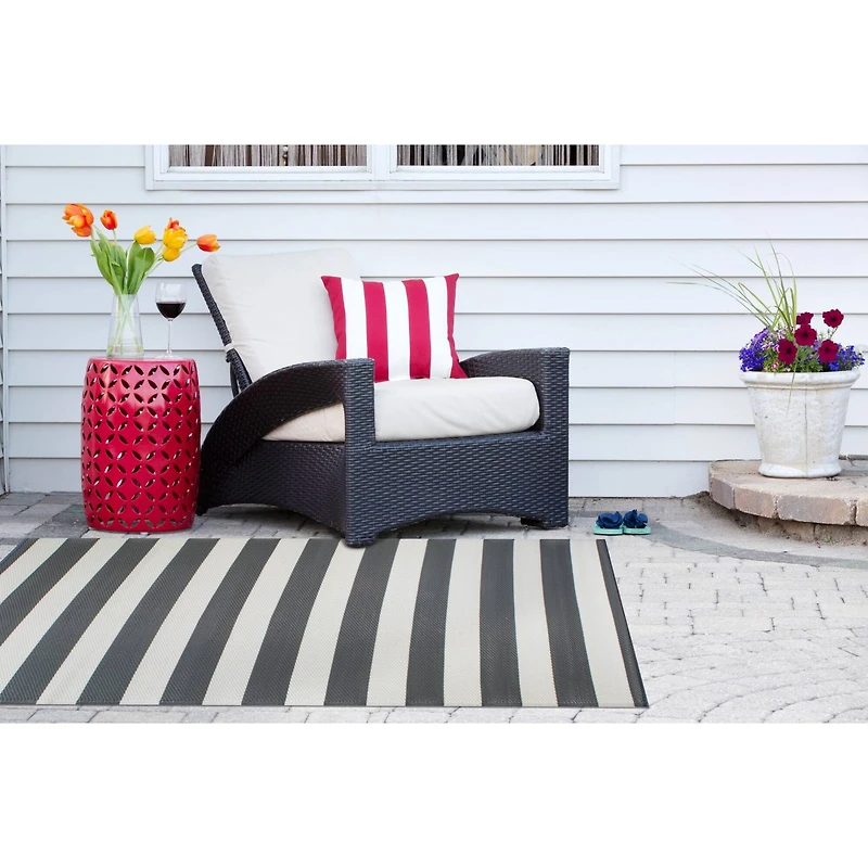 DII® Gray & White Stripe Outdoor Rug, 4ft. x 6ft.