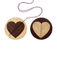 Wonderland Crafts Heart Double-Sided Magnetic Needle Holder