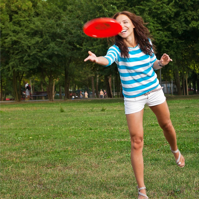 Toy Time Portable Flying Disc Toss Set