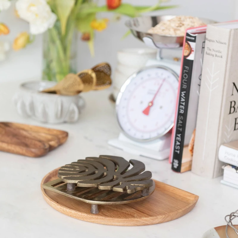 Hello Honey® 7" Brass Finish Cast Aluminum Leaf Trivet