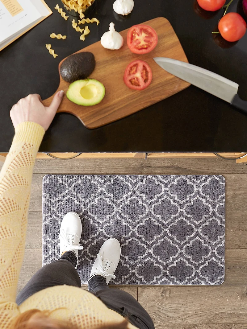 DII® Gray Lattice Tufted Mat